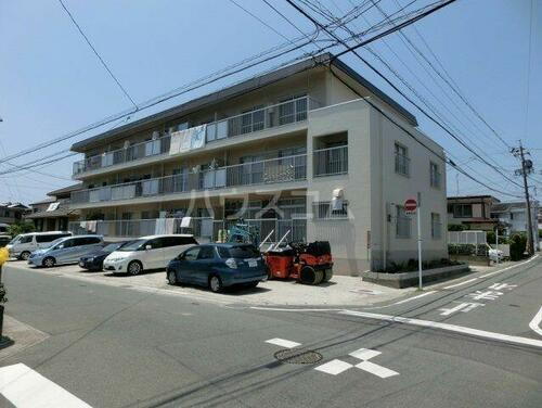 静岡県浜松市中央区鴨江３丁目 3階建