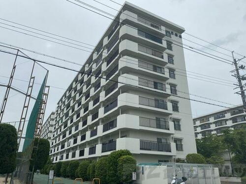水尾グリーンタウン茨木　５番館 9階建