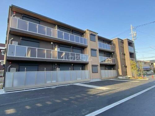 静岡県浜松市中央区十軒町 3階建