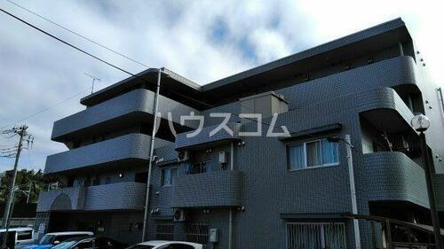 神奈川県横浜市磯子区杉田５丁目 4階建