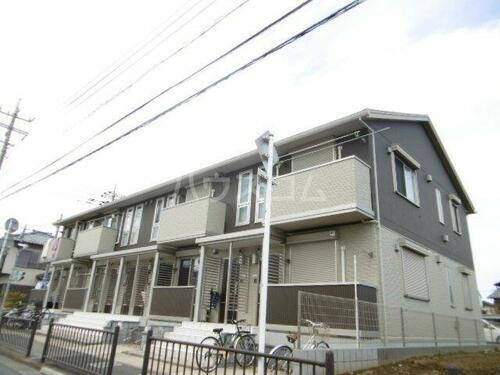 千葉県松戸市新松戸７丁目 2階建