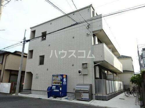 千葉県松戸市仲井町２丁目 3階建