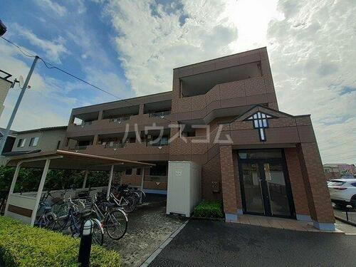 愛知県北名古屋市鹿田南蒲屋敷 3階建 築22年1ヶ月