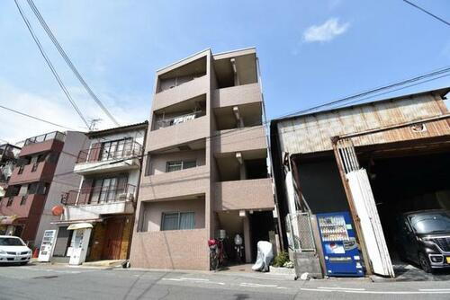 プラマー一番館 4階建