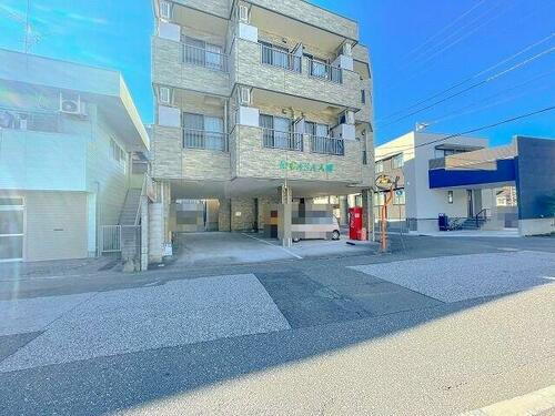 高知県高知市入明町 3階建 築15年3ヶ月