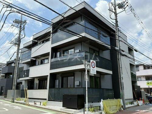 Ｄ－Ｓｅｒｅｎｏ弥生 3階建