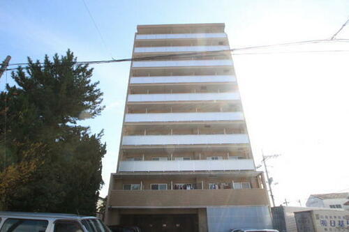 サンローレル串戸 10階建