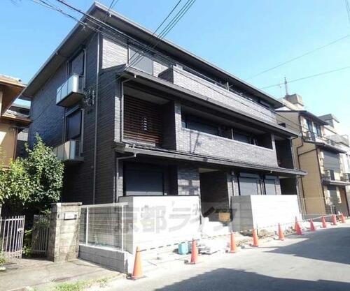 京都府京都市下京区東中筋通六条下る学林町 3階建 築1年未満