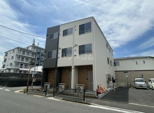 千葉県松戸市新松戸７丁目 3階建 築1年1ヶ月