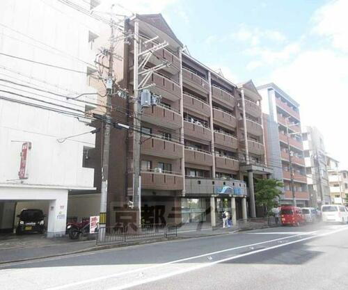 ラフィーネ山科 6階建
