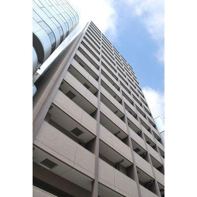 東京都品川区西五反田８丁目 15階建