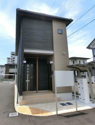 高知県高知市鴨部２丁目 賃貸アパート