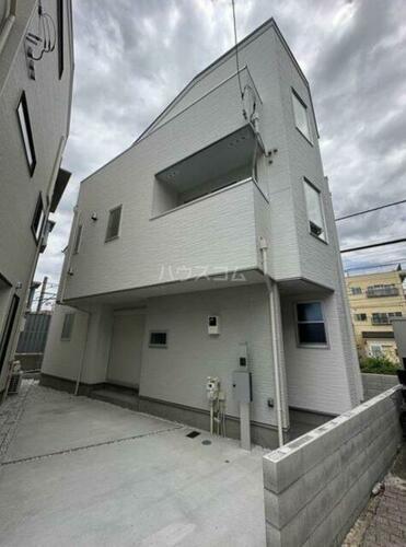 Ｋｏｌｅｔ蓮沼＃０６ 3階建