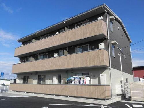 山形県山形市小立１丁目 築7年2ヶ月 3階建