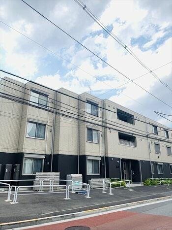 東京都北区赤羽西４丁目 築6年12ヶ月 3階建