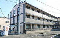 Pine Well駅前 A棟