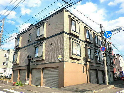 北海道札幌市東区北十一条東３丁目 3階建 築25年3ヶ月