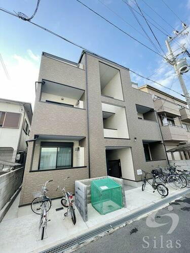 兵庫県尼崎市東桜木町 3階建 築3年7ヶ月