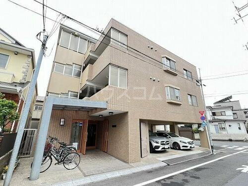 東京都世田谷区中町３丁目 4階建 築21年8ヶ月