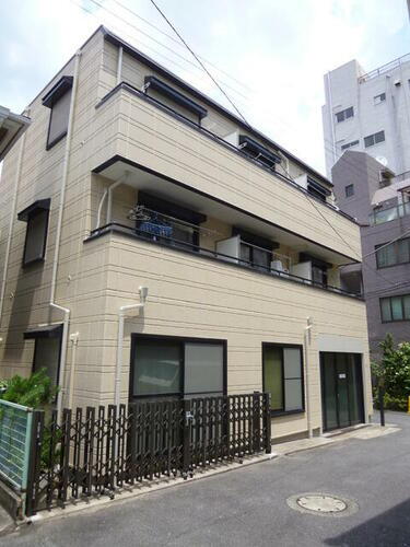 東京都新宿区赤城下町 3階建 築31年6ヶ月