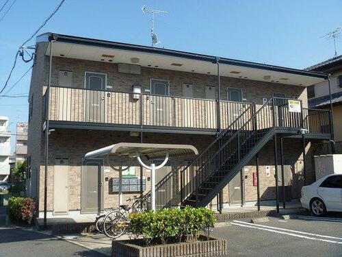 グランシャリオ　壱番館 2階建