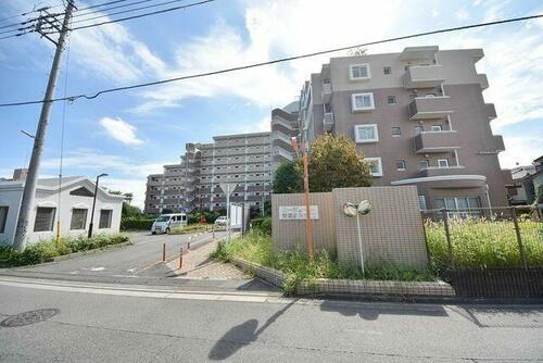 埼玉県新座市新堀３丁目 9階建 築26年1ヶ月