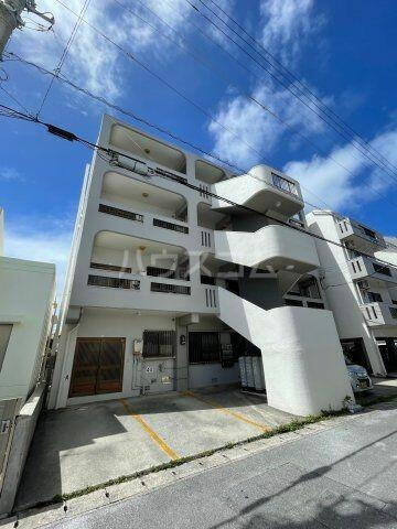 カーサ丸徳３ 4階建