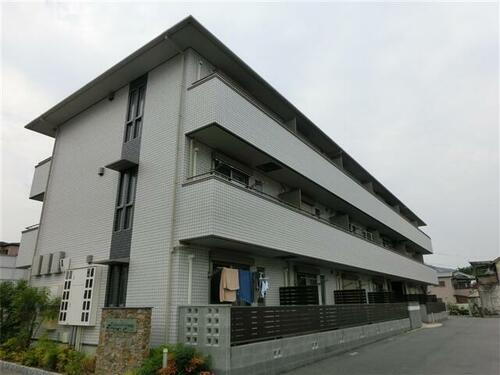 Ｋレジデンス駅前通 3階建