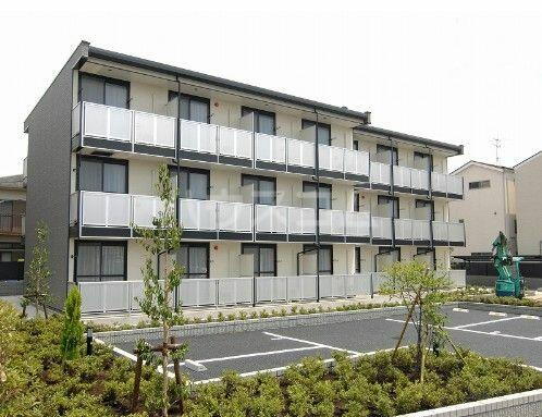 レオパレス橙 3階建