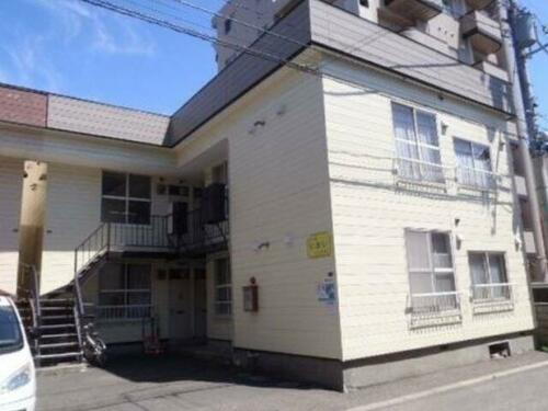 北海道札幌市北区北二十八条西２丁目 2階建 築40年6ヶ月