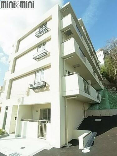 兵庫県神戸市中央区山本通４丁目 築9年12ヶ月 5階建