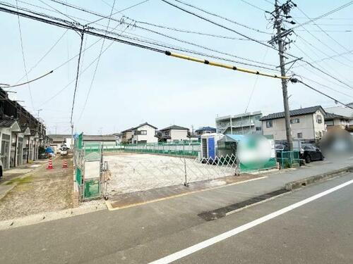 愛知県海部郡蟹江町富吉３丁目 2階建 
