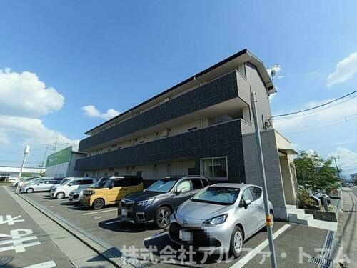 香川県高松市伏石町 賃貸マンション