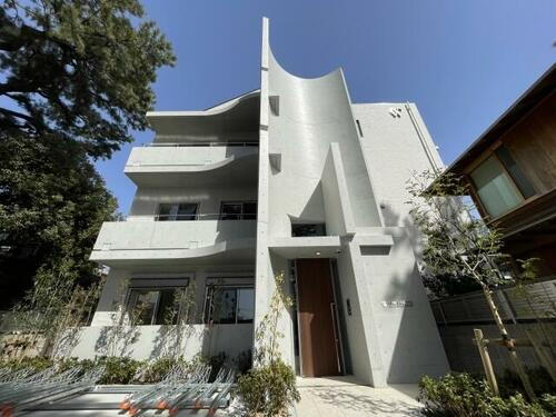 兵庫県神戸市東灘区住吉東町２丁目 4階建 築2年10ヶ月