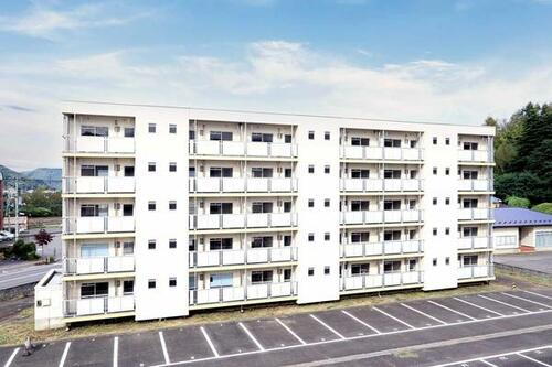 岩手県二戸市仁左平 賃貸マンション