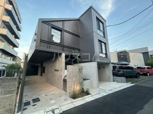 ＬｉｖｅＦｌａｔ西荻窪 地上3階地下1階建