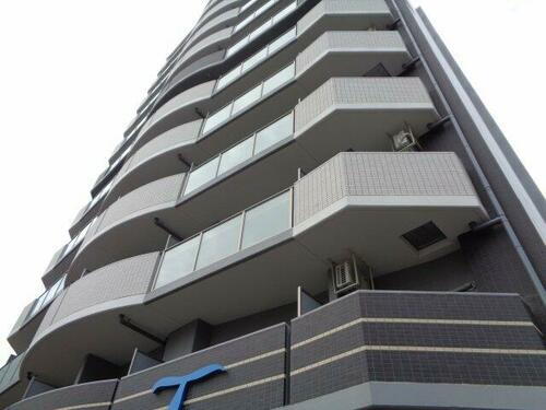 セレニテ神戸ミラクノール 10階建