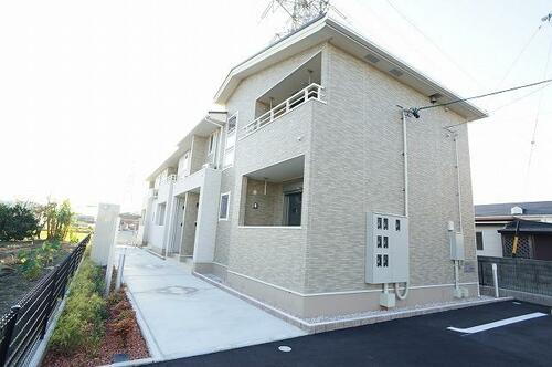 三重県三重郡川越町大字当新田 賃貸アパート