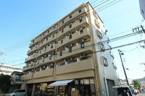 広島県広島市西区楠木町３丁目 築36年10ヶ月 6階建