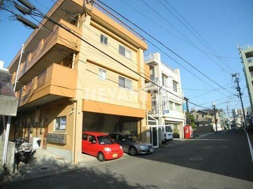 海ビル 3階建