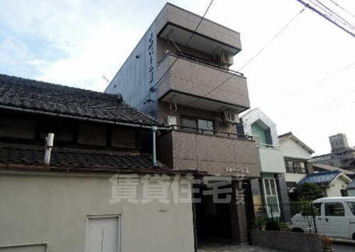 愛知県名古屋市港区津金１丁目 3階建