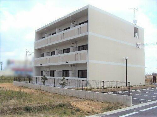 沖縄県中頭郡北谷町字桑江 賃貸アパート
