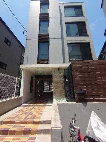 Ｌａｎｉ　Ｉｋｅｂｕｋｕｒｏ 4階建