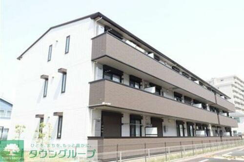 グリシーナ 3階建