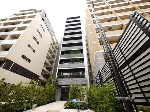 ＡＲＴＥＳＳＩＭＯ　ＲＥＦＩＮＡ 11階建