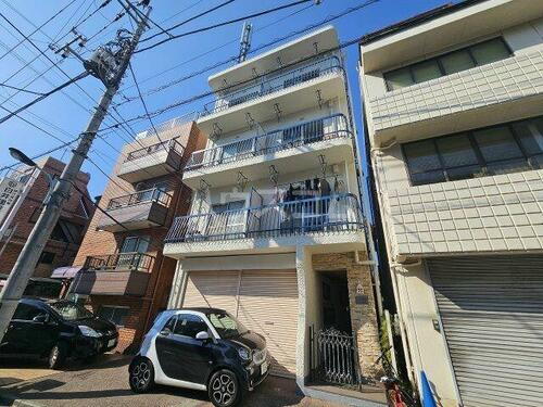 東京都世田谷区奥沢４丁目 4階建