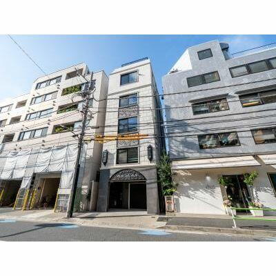 ＤＯＬＣＥ　ＭＩＴＡ 5階建