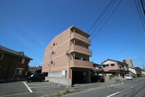 リバティー下曽根 4階建