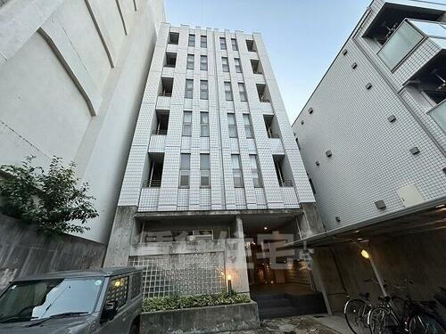 愛知県名古屋市瑞穂区牛巻町 6階建