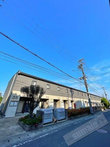 レオパレスグランドゥール太田 2階建